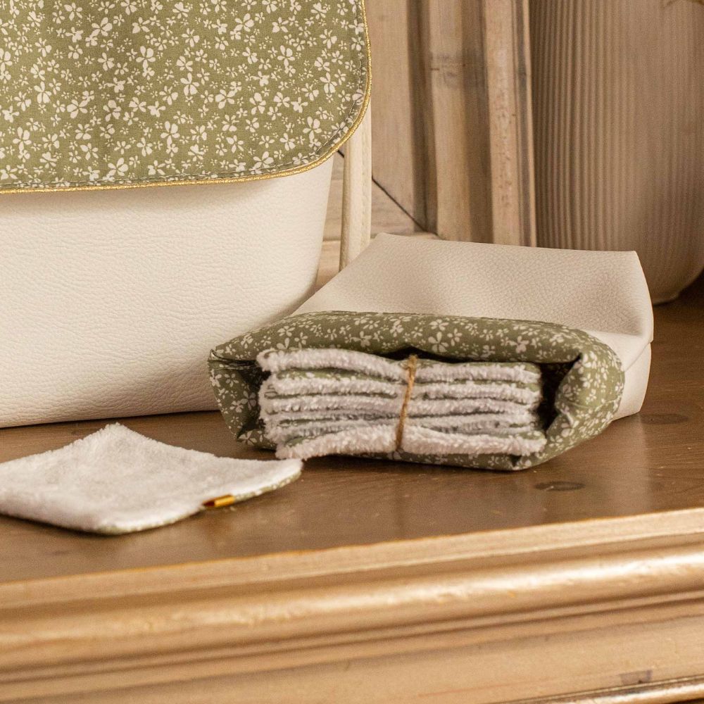 lingettes écologiques panière salle de bain blanc vert