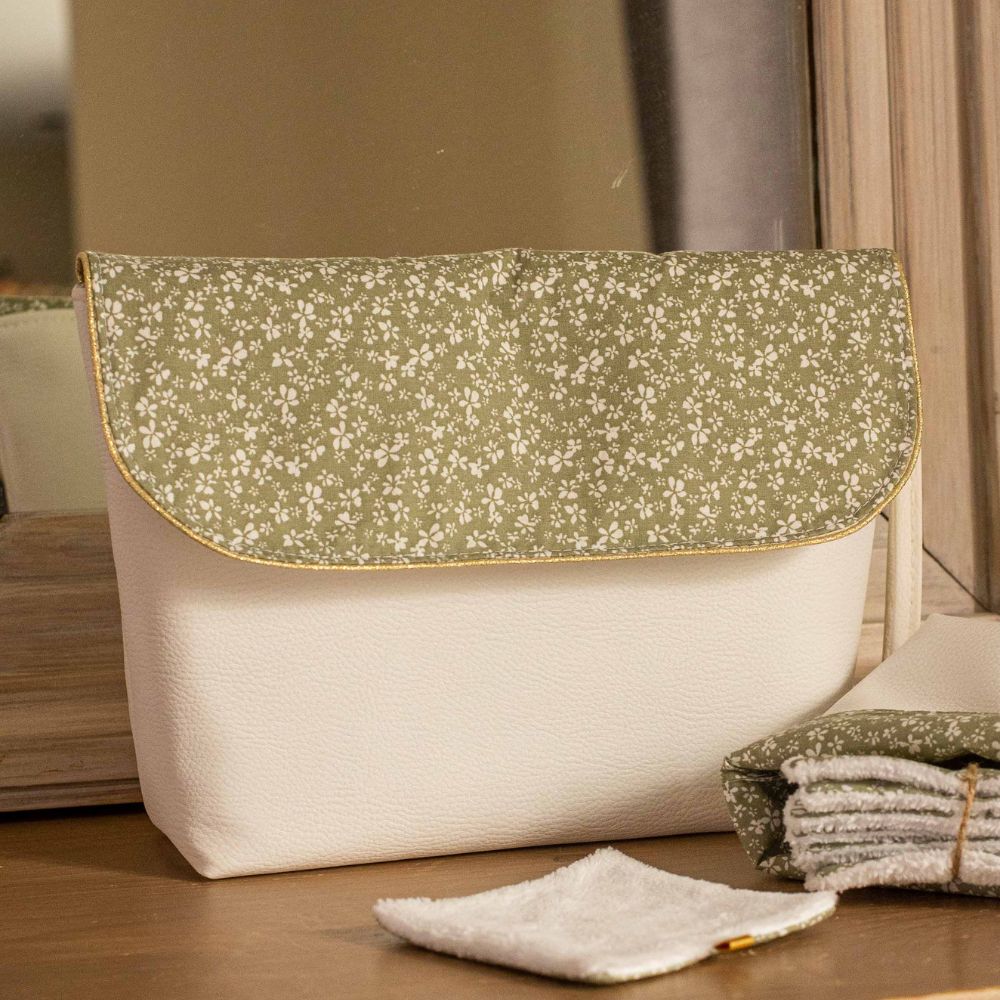 trousse toilette maquillage femme élégante vert amande blanc or doré voyage cadeau