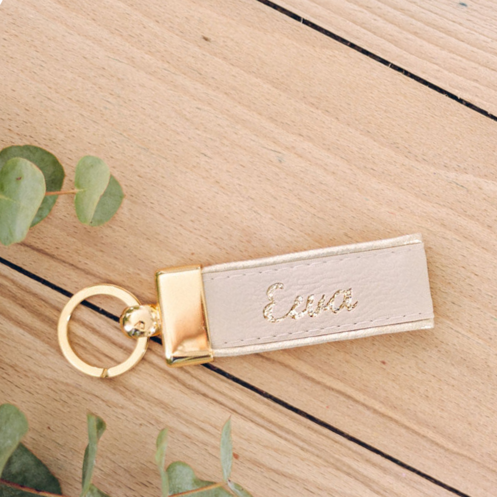 porte clé cuir femme élégant chic doré personnalisable beige